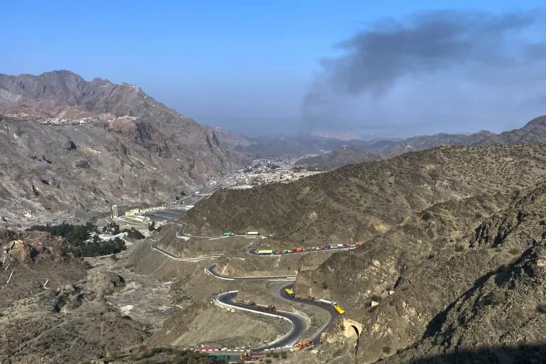 LANGIT ISLAMABAD DITUTUP! Drone Taliban Menggila, Pakistan Balas Luluhlantakkan Pangkalan Militer Kandahar!