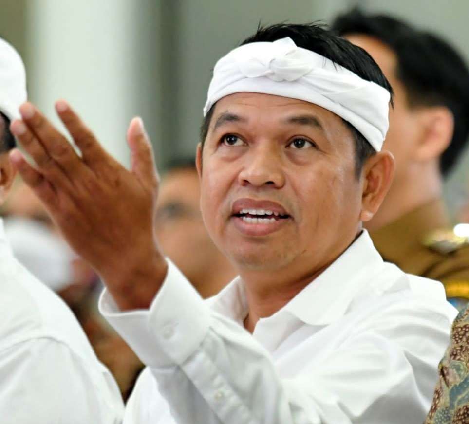 Tekan Kemacetan Lebaran, Gubernur Jabar Beri Kompensasi Rp1 Juta untuk Ribuan Sopir Angkot Puncak
